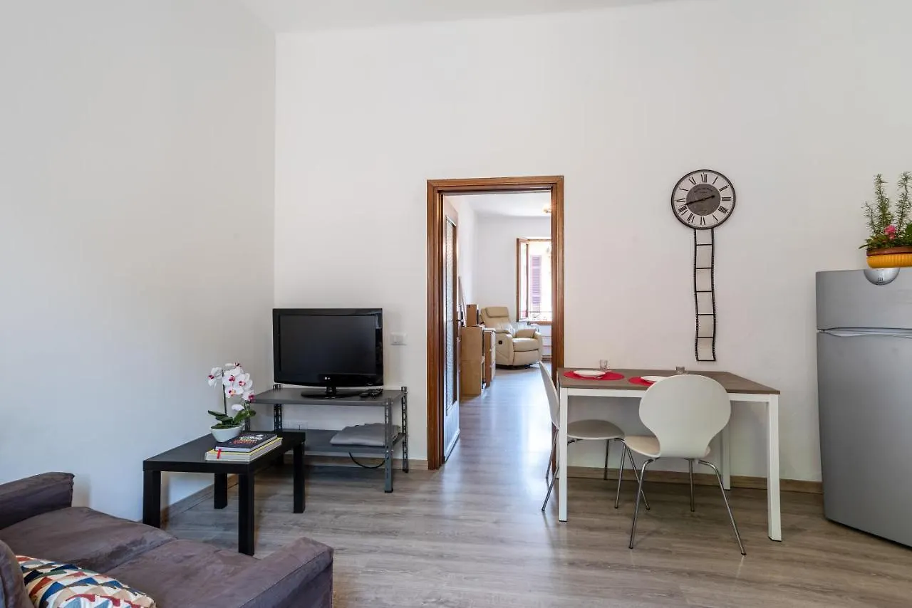 Como Renovated Apartment