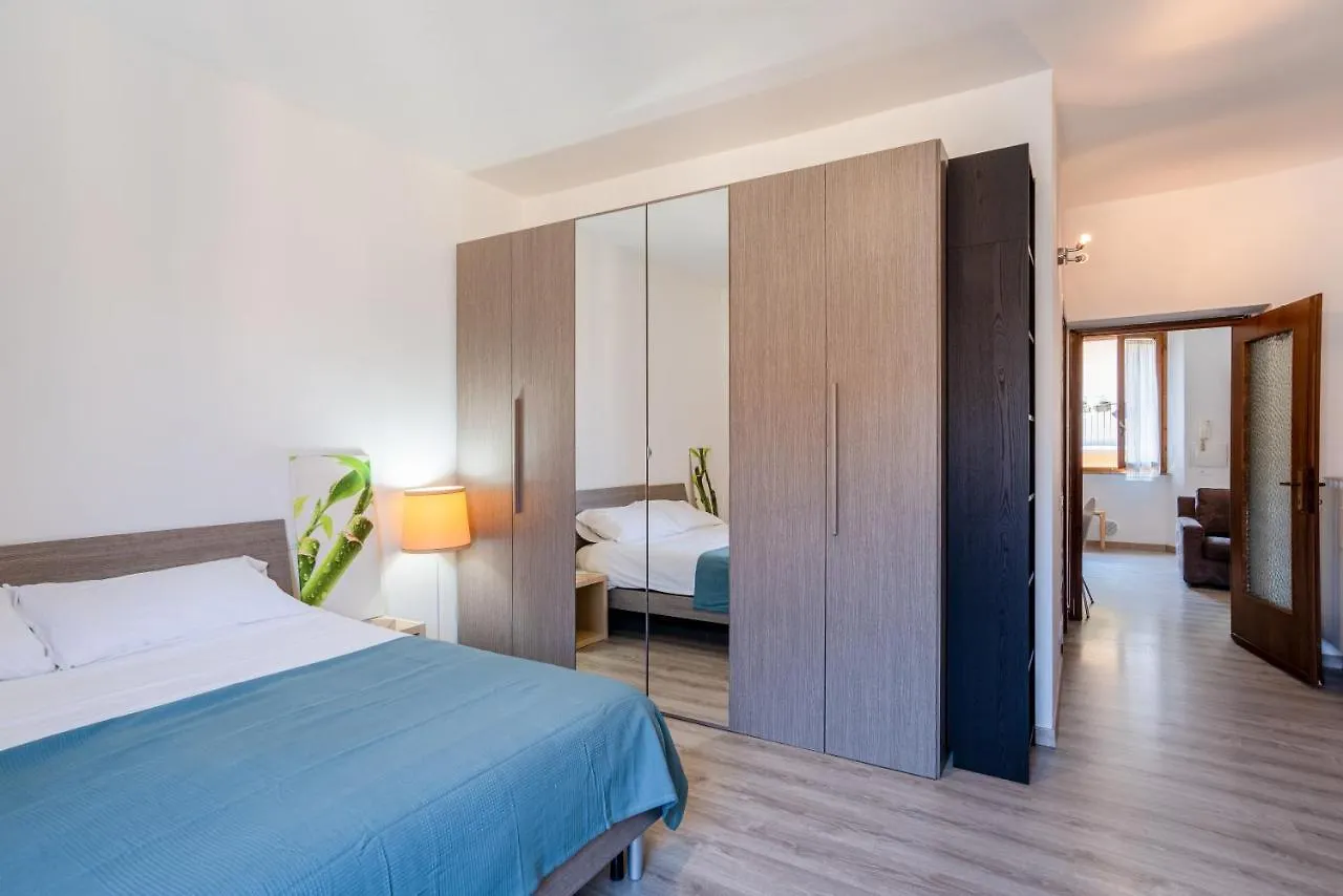 Como Renovated Apartment