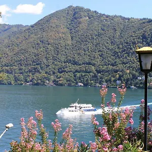  לינה וארוחת בוקר Lakeviewcabin